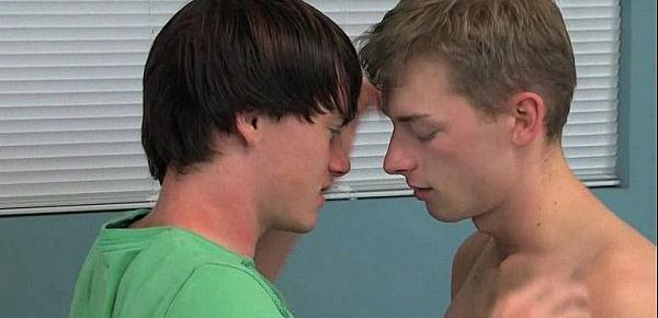  Dirty Games for Playful Twinks